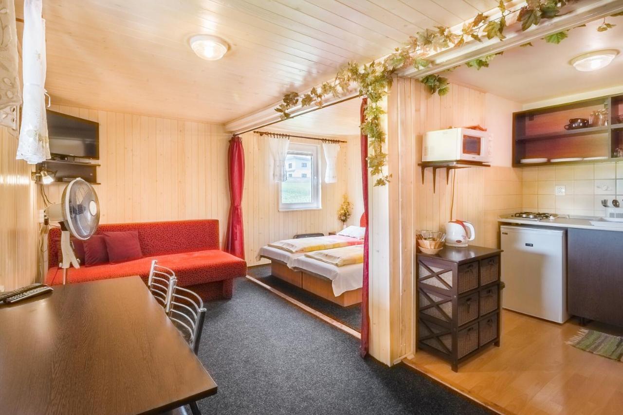 Apartmany Tamir Liptovský Mikuláš Exteriör bild